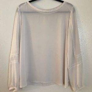 White Loft Long sleeve blouse